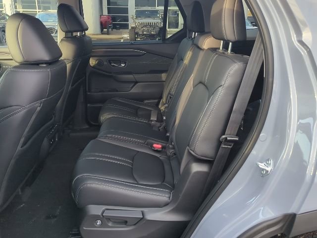 New 2026 Honda Pilot Touring image 12