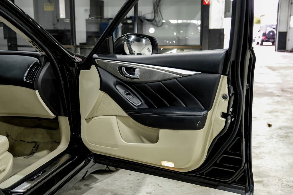 Used 2016 INFINITI Q50 3.0t Premium w/ 3.0T Premium Plus Package image 47