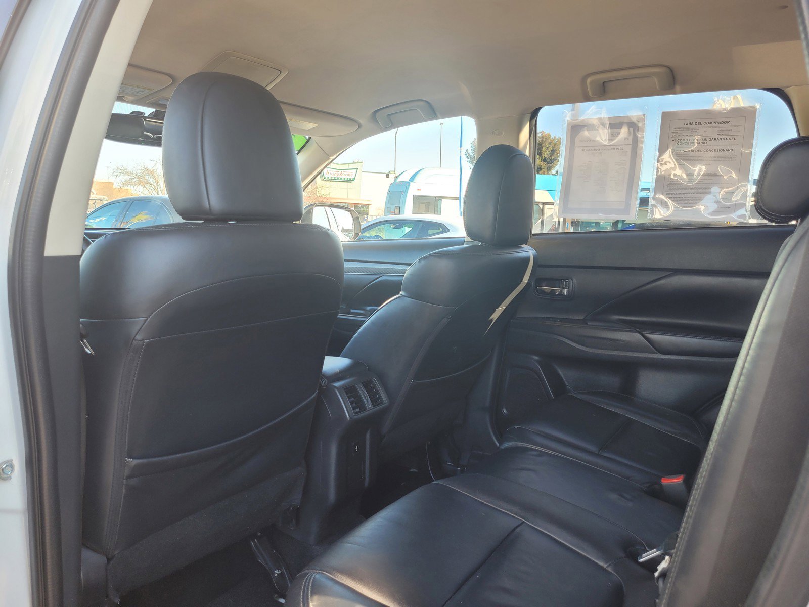 Used 2019 Mitsubishi Outlander SE image 14