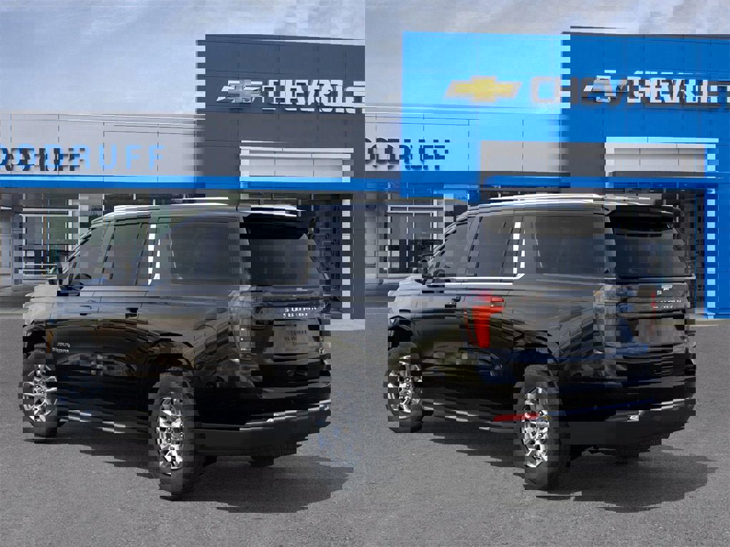 New 2026 Chevrolet Suburban LS image 3