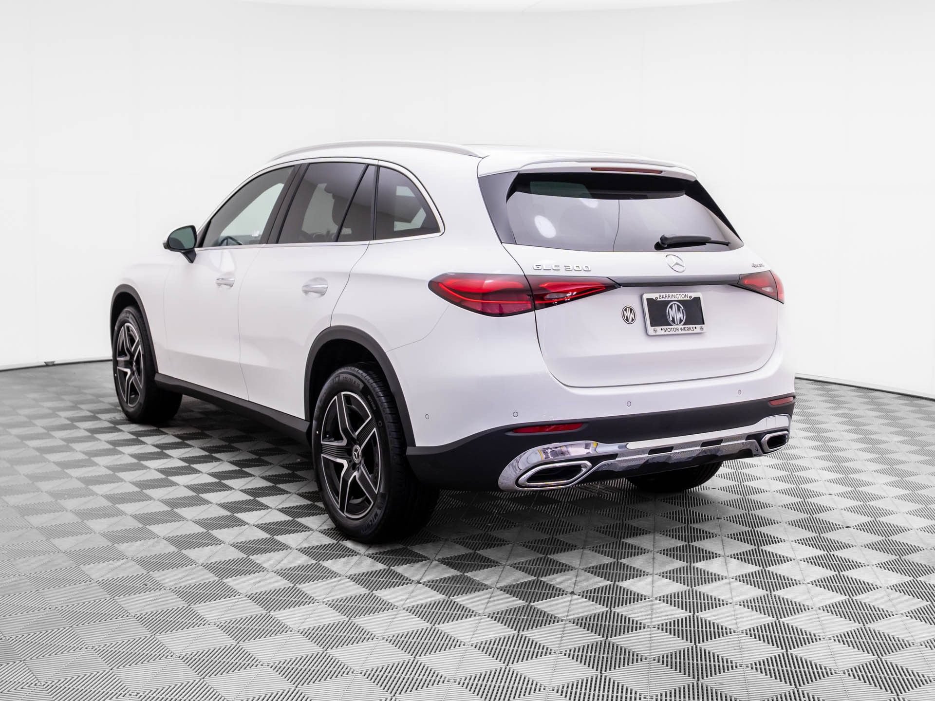New 2026 Mercedes-Benz GLC 300 4MATIC image 3