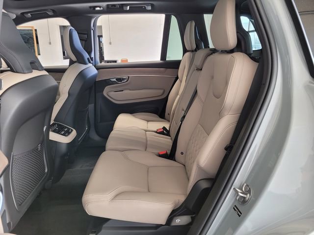 New 2026 Volvo XC90 B6 Plus w/ Protection Package Premier AWD/4WD image 10