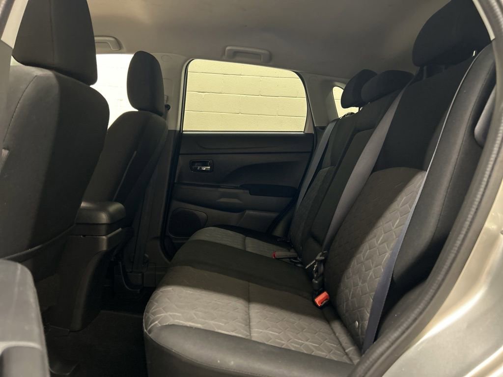 Used 2020 Mitsubishi Outlander Sport ES FWD image 8