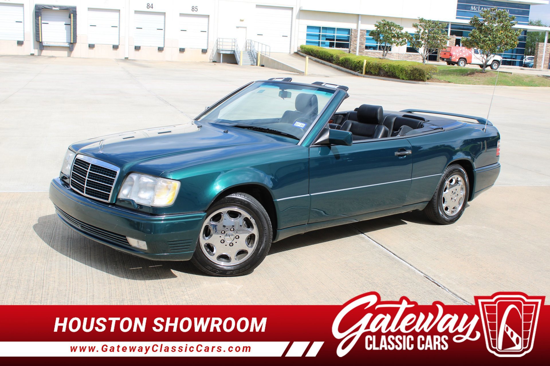 Used 1994 Mercedes-Benz E 320 Convertible image 1