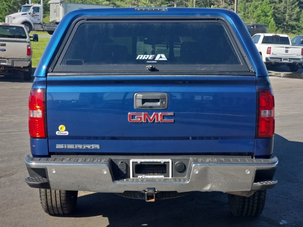Used 2015 GMC Sierra 1500 SLE w/ SLE Value Package AWD/4WD image 4