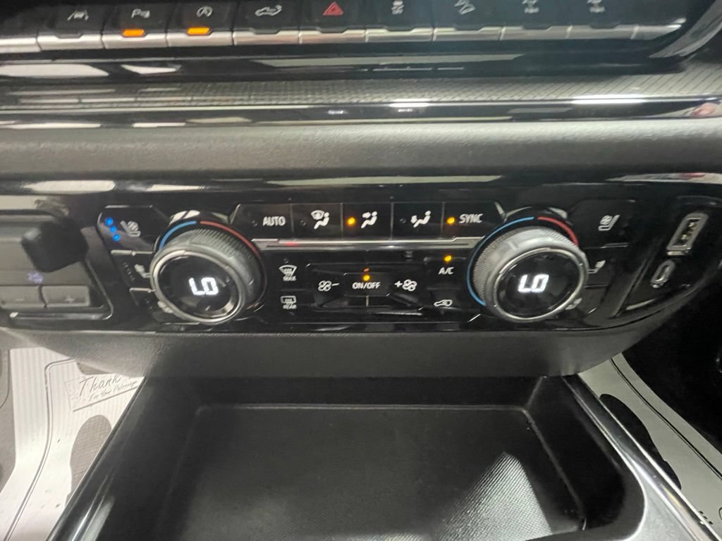 Used 2022 Chevrolet Silverado 1500 ZR2 w/ Technology Package AWD/4WD image 29