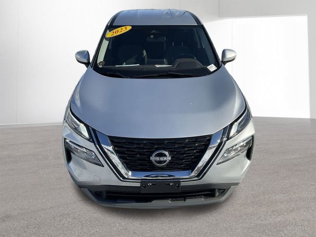Used 2023 Nissan Rogue SV image 32