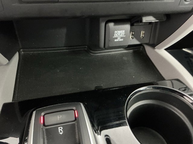 Used 2016 Honda Pilot Elite image 34