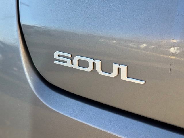 Certified 2025 Kia Soul LX image 11