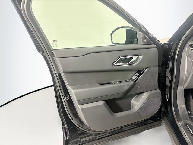 Used 2026 Land Rover Range Rover Velar S AWD/4WD image 11