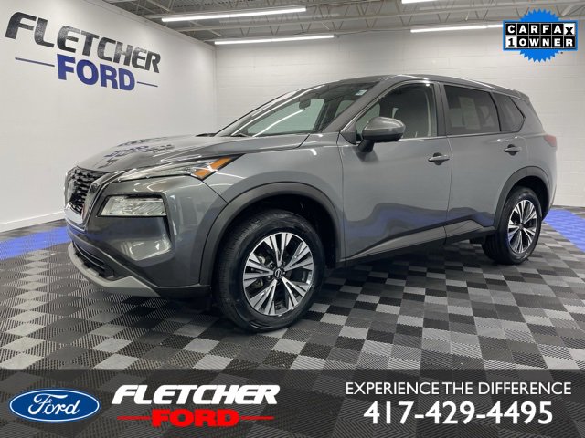 Used 2023 Nissan Rogue SV image 1