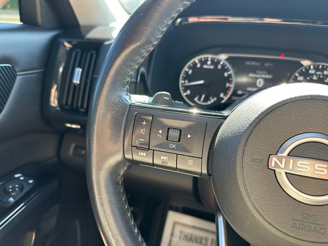 Used 2022 Nissan Pathfinder SV AWD/4WD image 24