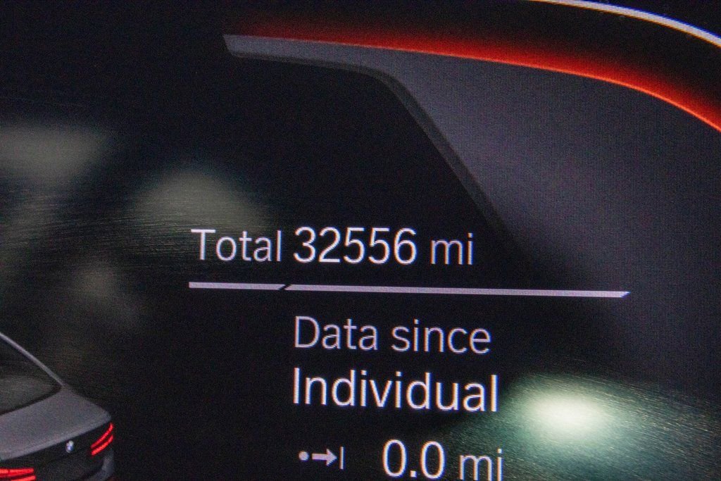 Used 2023 BMW 540i w/ Convenience Package image 20