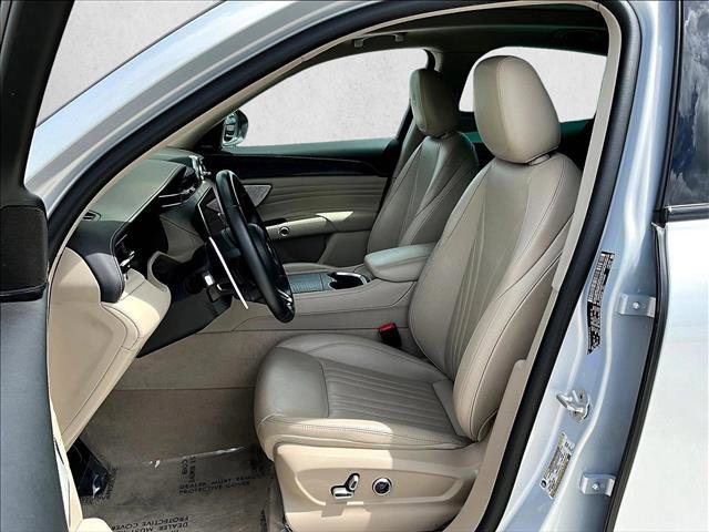 Used 2023 Maserati Grecale GT image 27