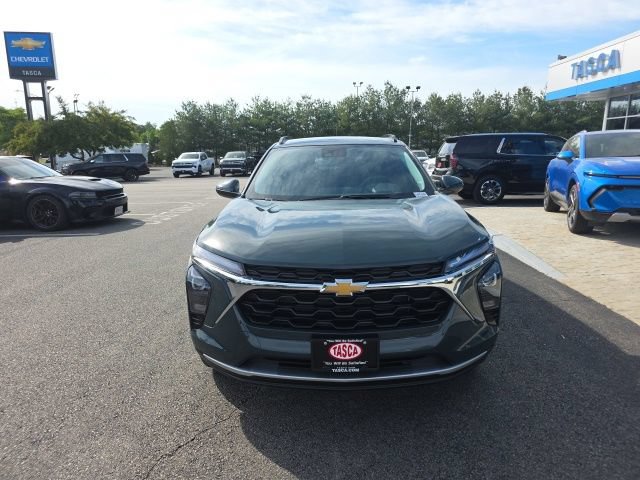 New 2026 Chevrolet Trax LT w/ Driver Confidence Package FWD image 8