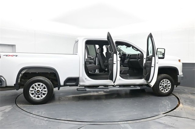 Used 2024 Chevrolet Silverado 2500 LT image 50
