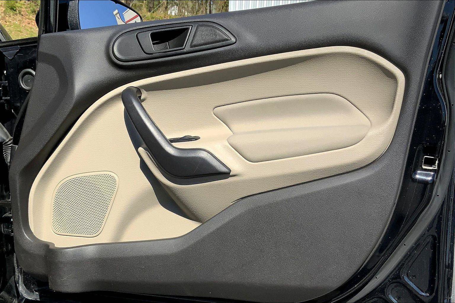 Used 2019 Ford Fiesta SE image 21