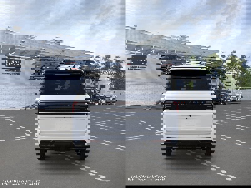 New 2026 Lincoln Navigator Black Label image 5