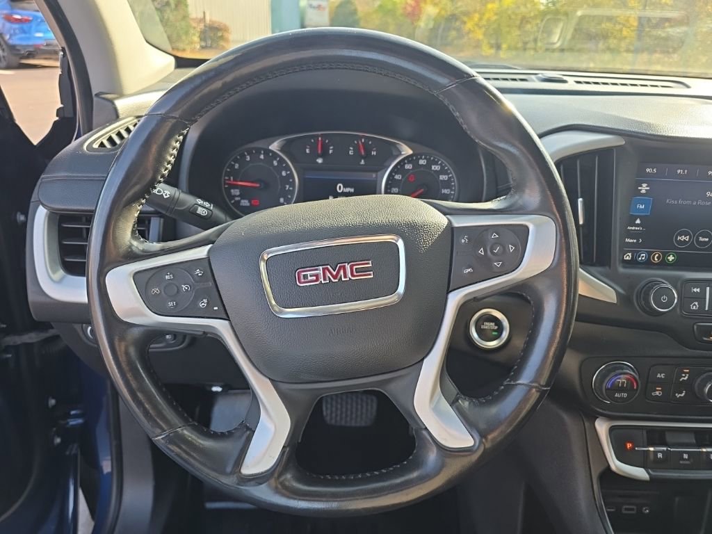 Used 2022 GMC Terrain SLT image 22