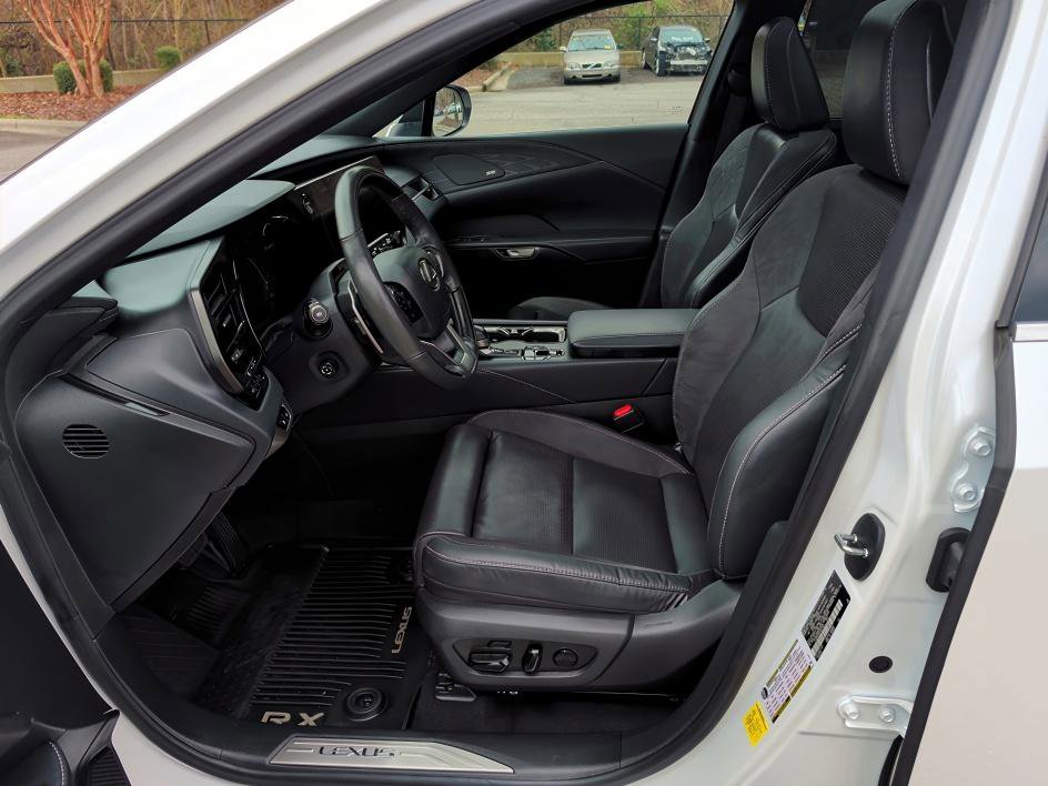 Used 2024 Lexus RX 350 w/ Convenience Package image 8