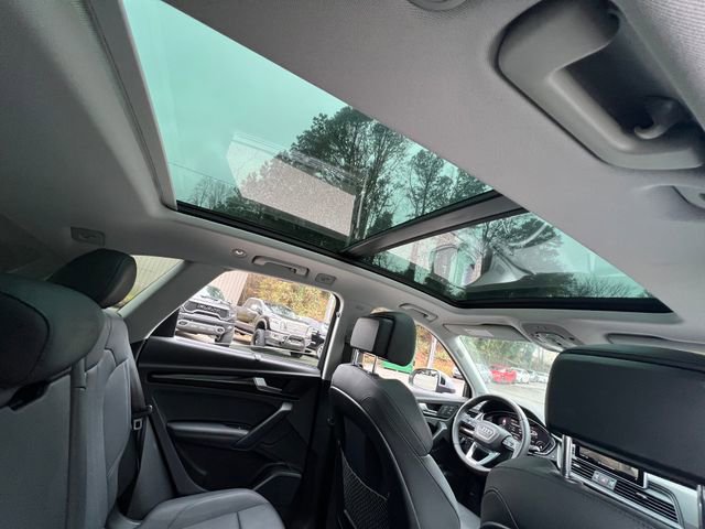 Used 2019 Audi Q5 Prestige w/ Prestige Package image 36