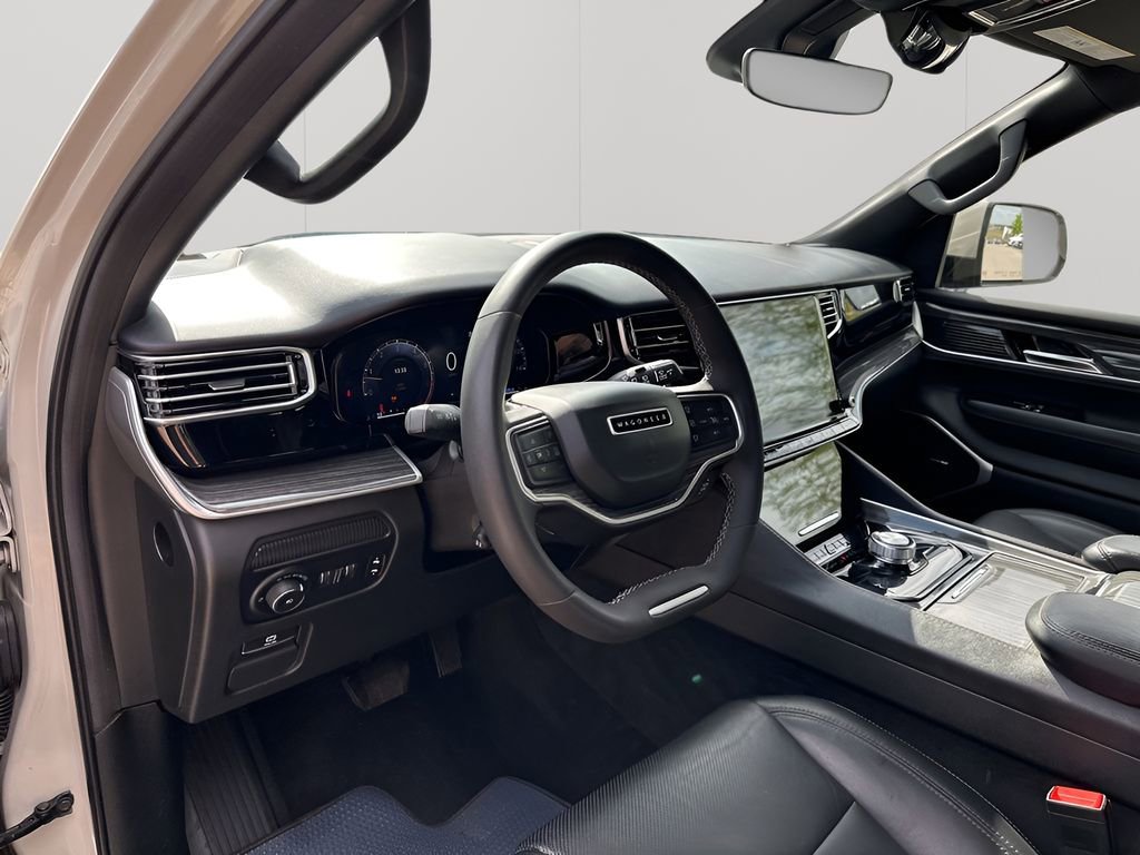 Used 2022 Jeep Wagoneer Series II image 26