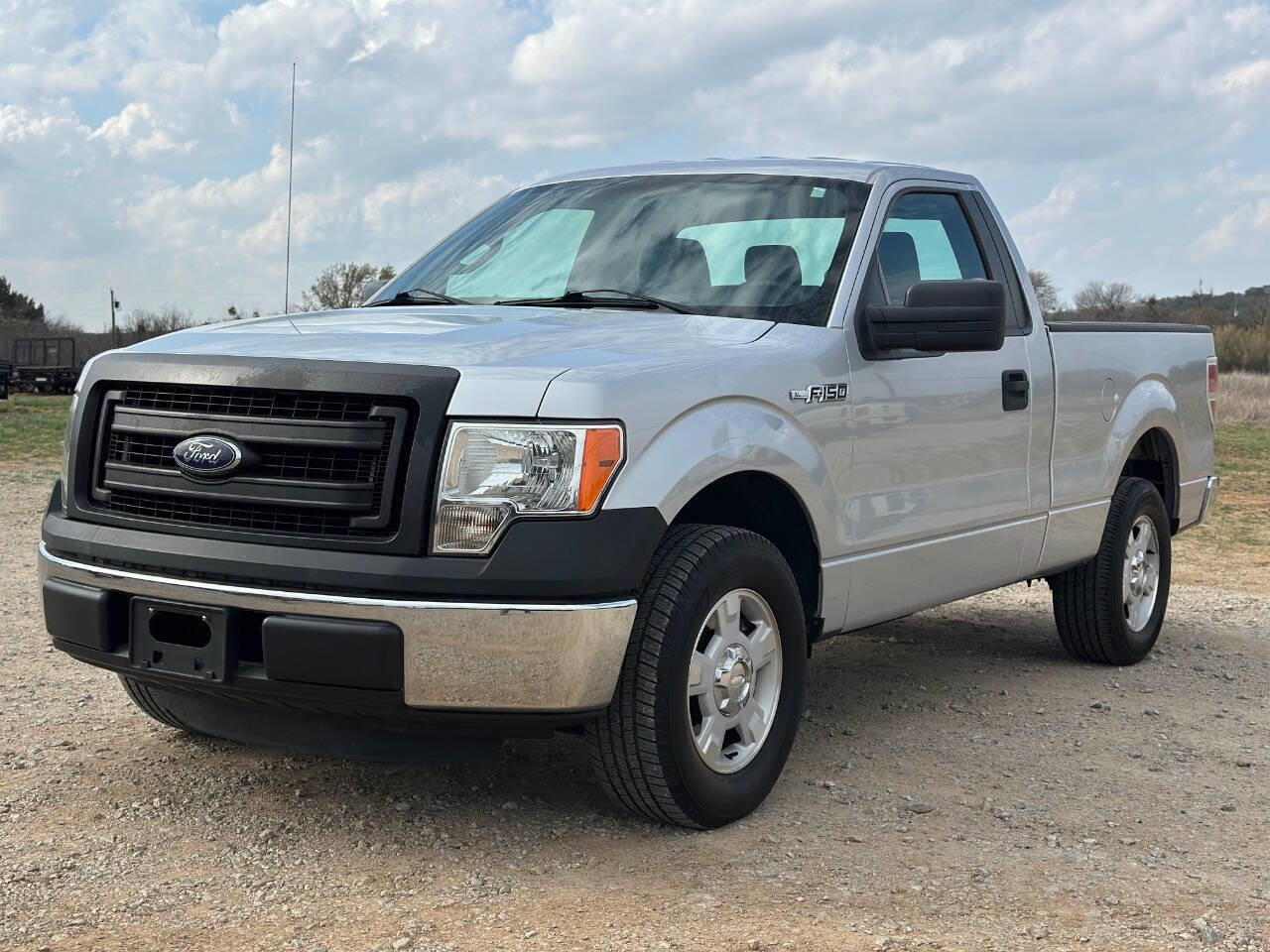 Used 2013 Ford F150 XL w/ Mid Equipment Group image 2