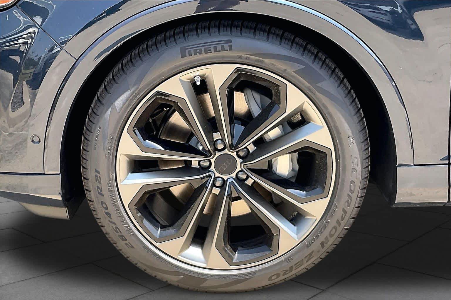 New 2026 Audi Q7 Premium Plus AWD/4WD image 11