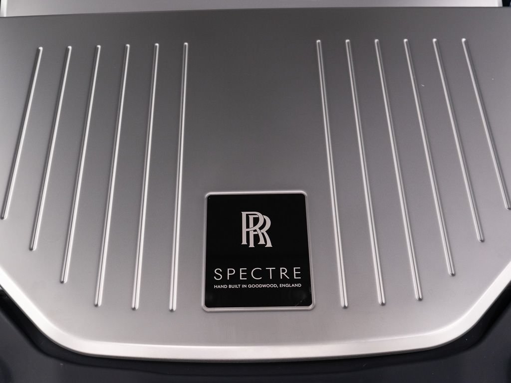 Certified 2024 Rolls-Royce Spectre w/ Spectre Launch Package AWD/4WD image 44