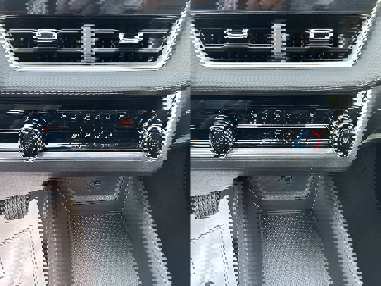 New 2026 Chevrolet Equinox LT w/ Safety and Technology Package image 28