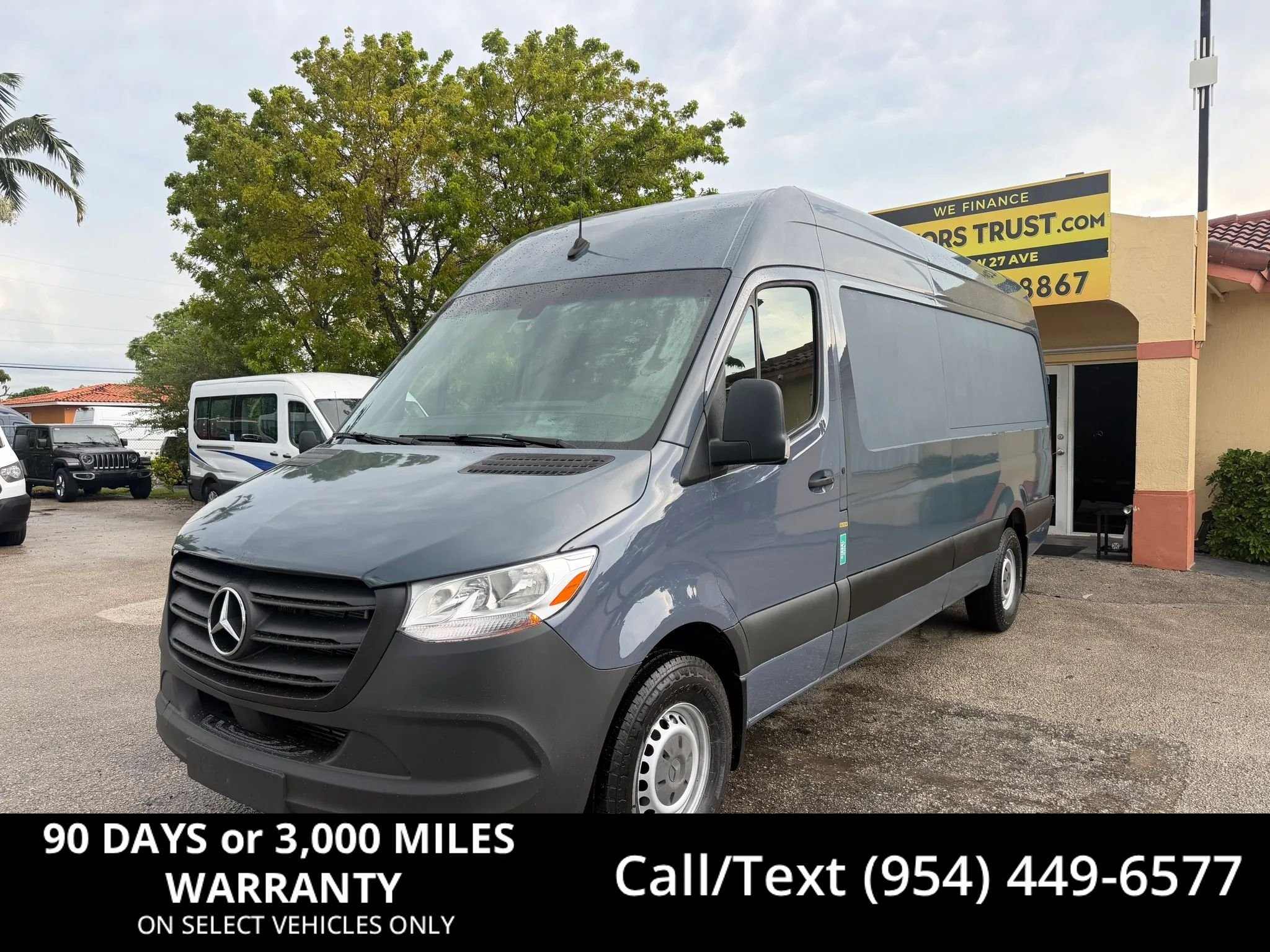 Used 2019 Mercedes-Benz Sprinter 170 image 1