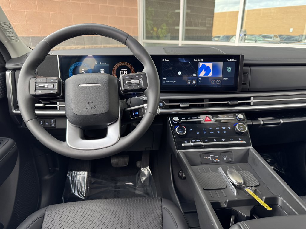 Used 2024 Hyundai Santa Fe XRT image 16