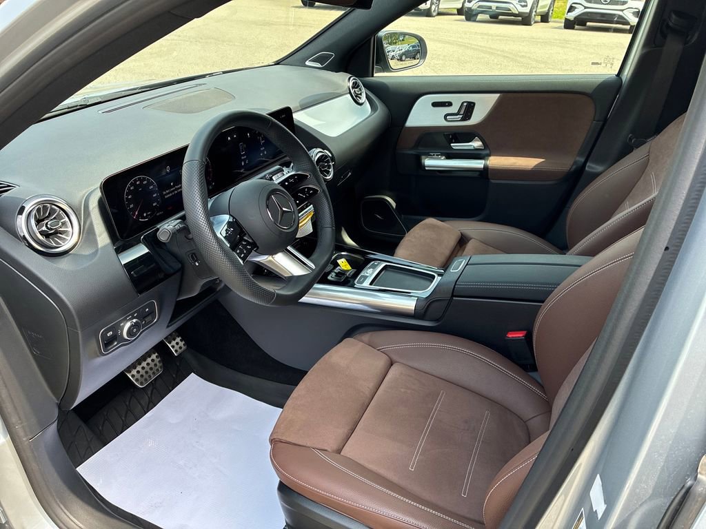 Used 2026 Mercedes-Benz GLA 250 4MATIC image 9