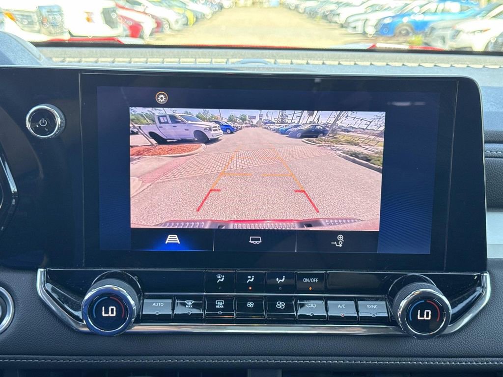 Used 2023 Chevrolet Colorado LT w/ LT Convenience Package RWD image 22