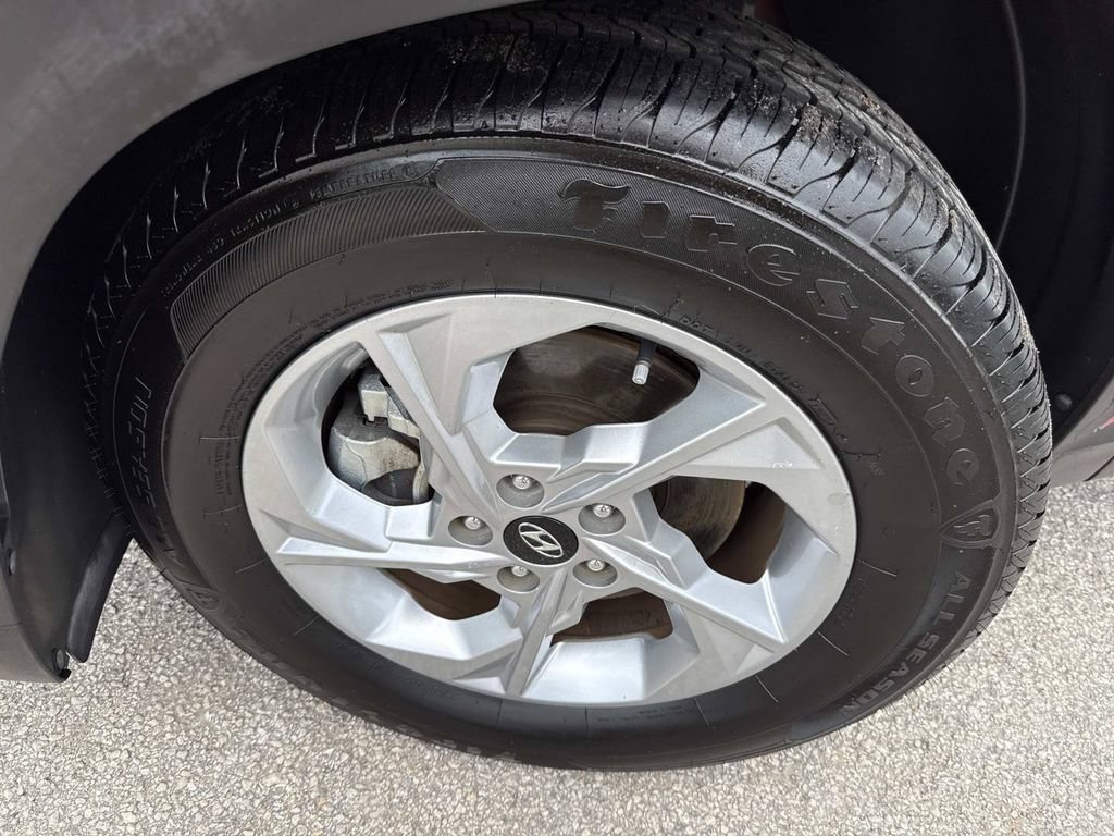 Used 2023 Hyundai Tucson SEL FWD image 11