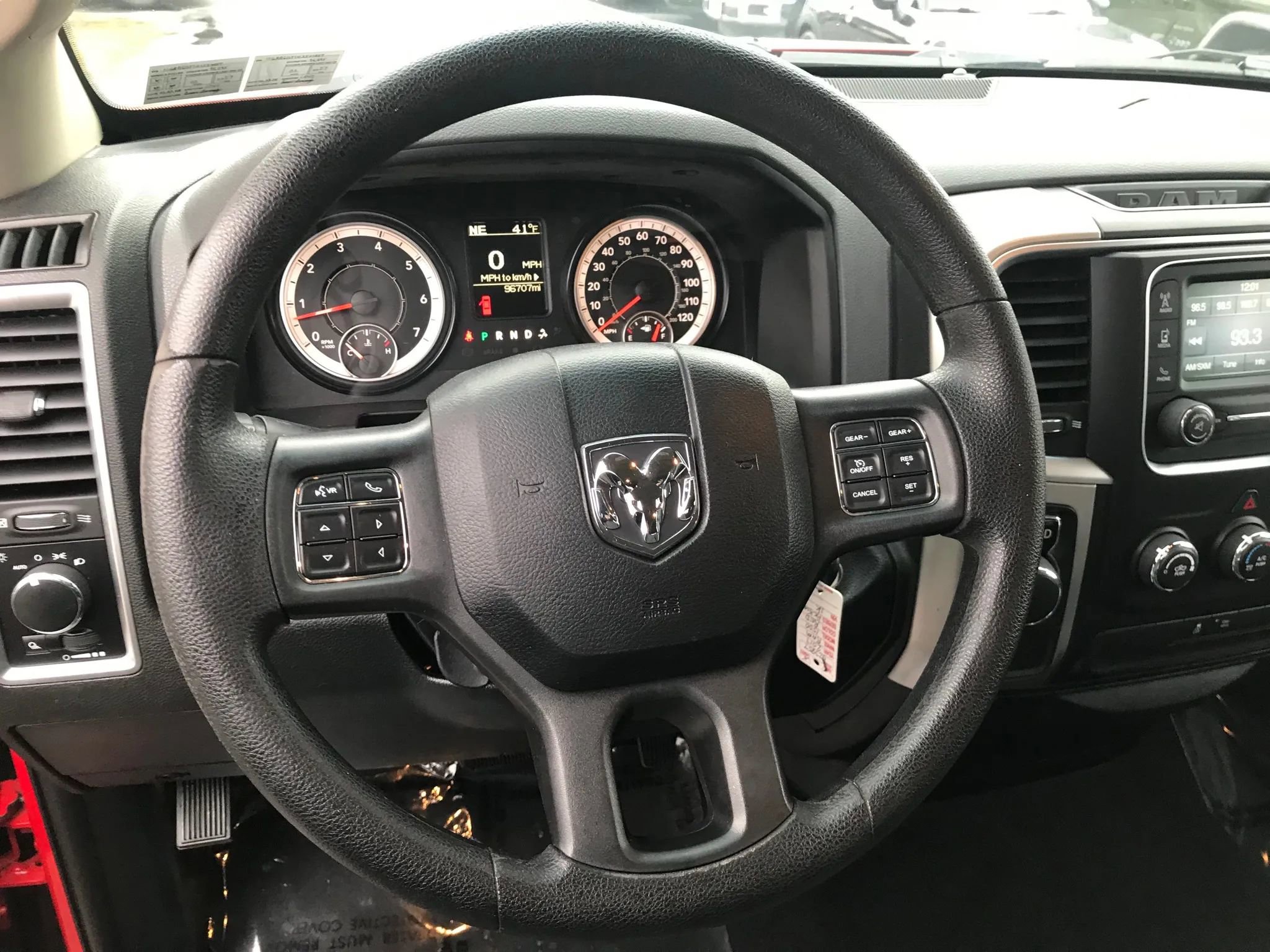 Used 2017 RAM 1500 Classic SLT image 15