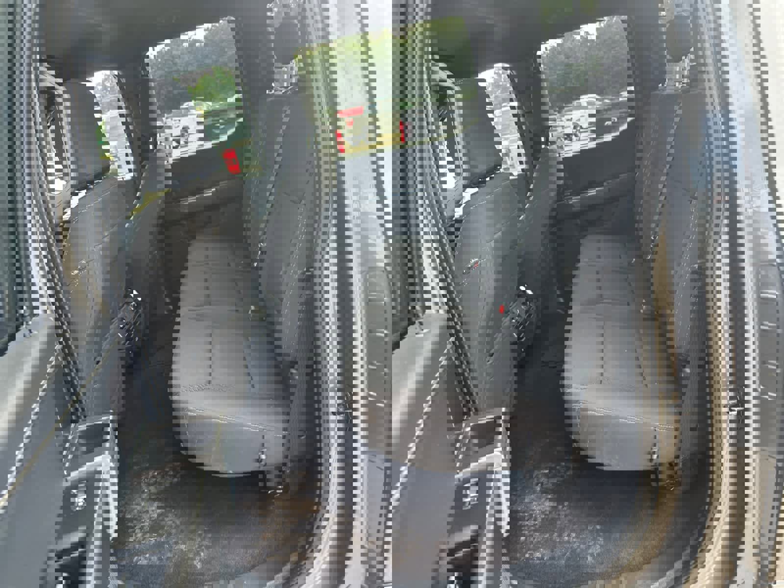 Certified 2022 Ford F150 XLT w/ Equipment Group 302A High image 16