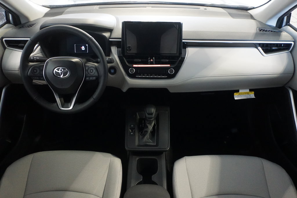 New 2026 Toyota Corolla Cross LE AWD/4WD image 25
