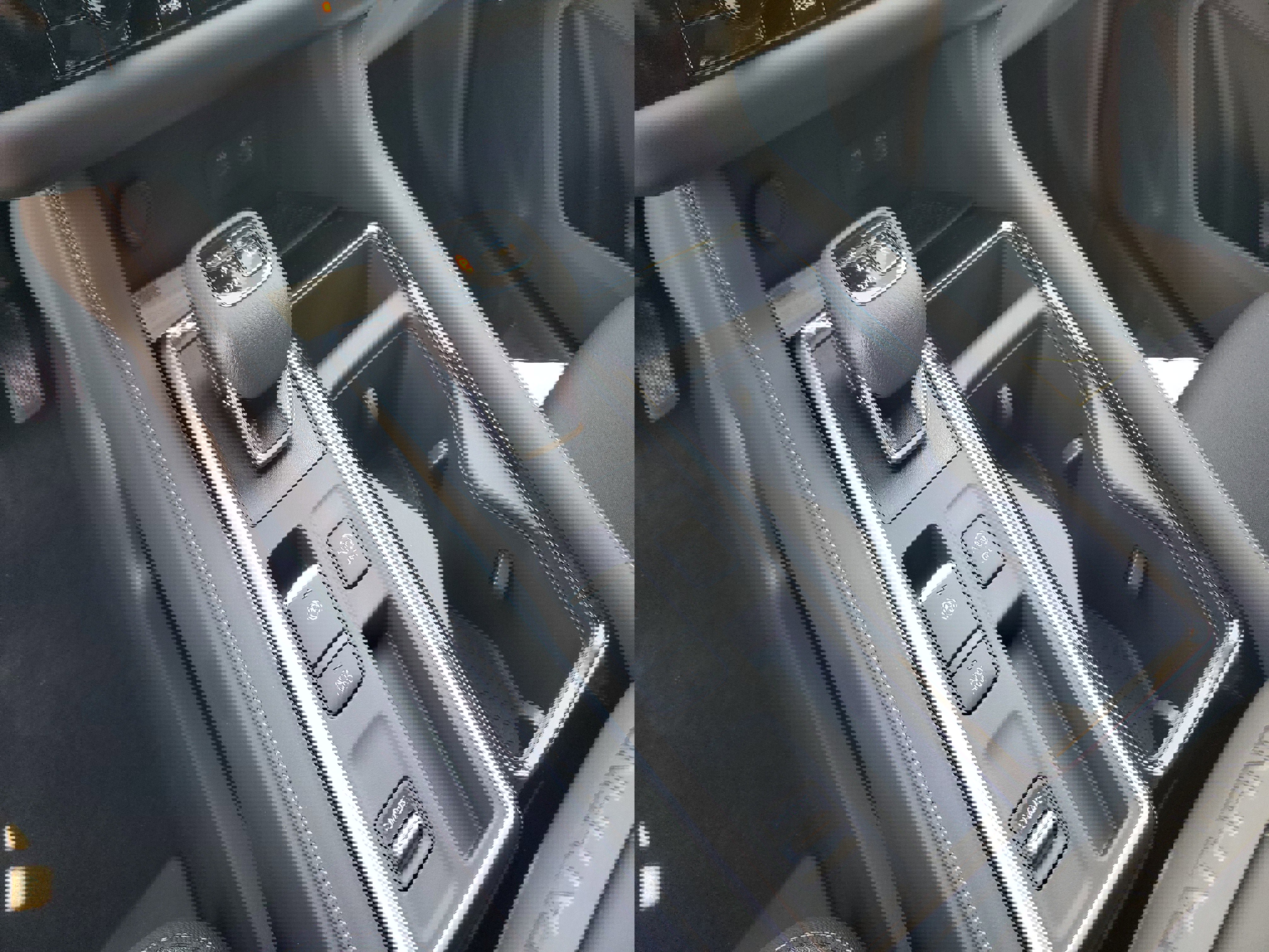 New 2025 Nissan Pathfinder SV w/ SV Premium Package image 18