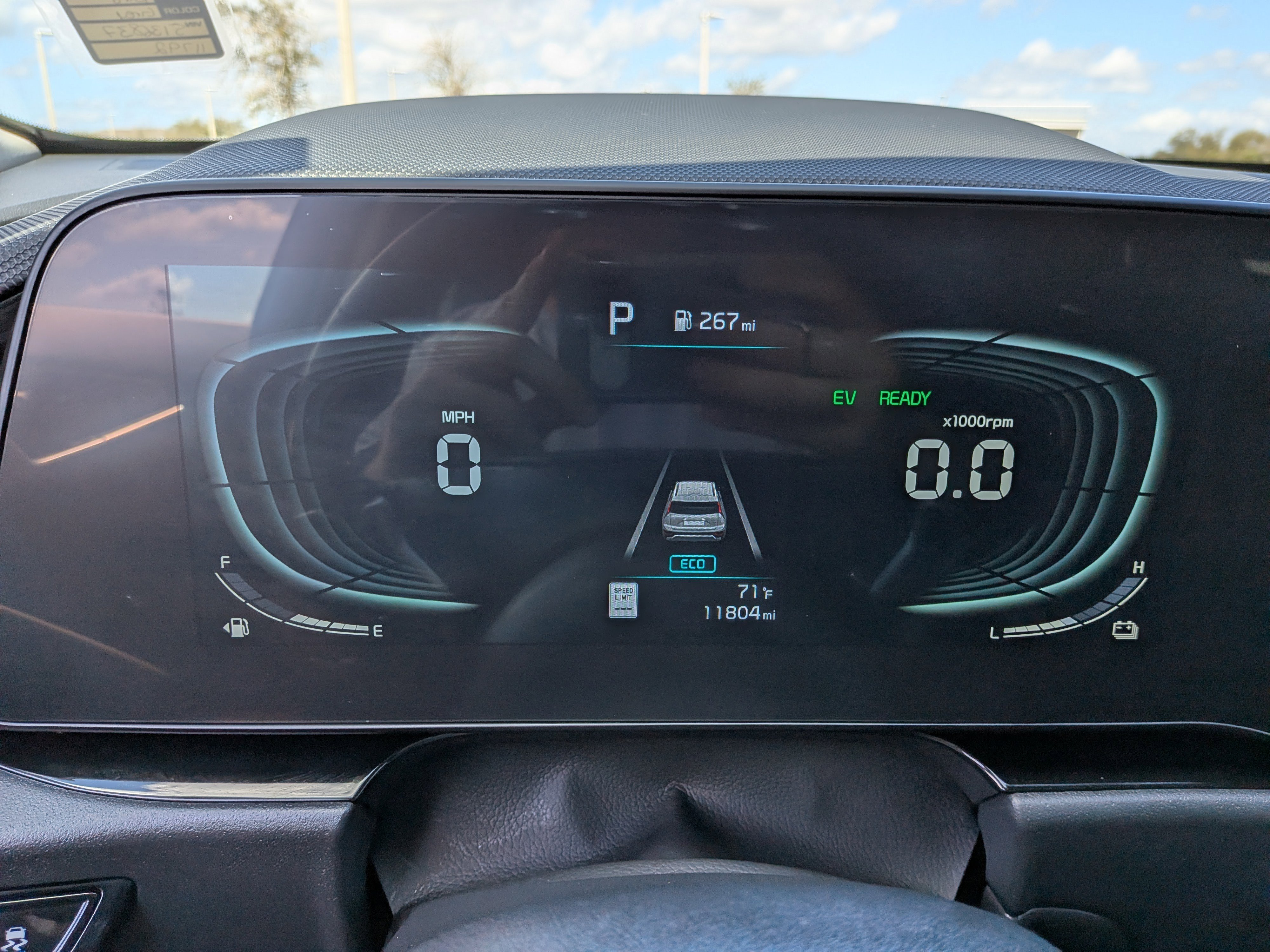 Used 2024 Kia Niro EX image 30