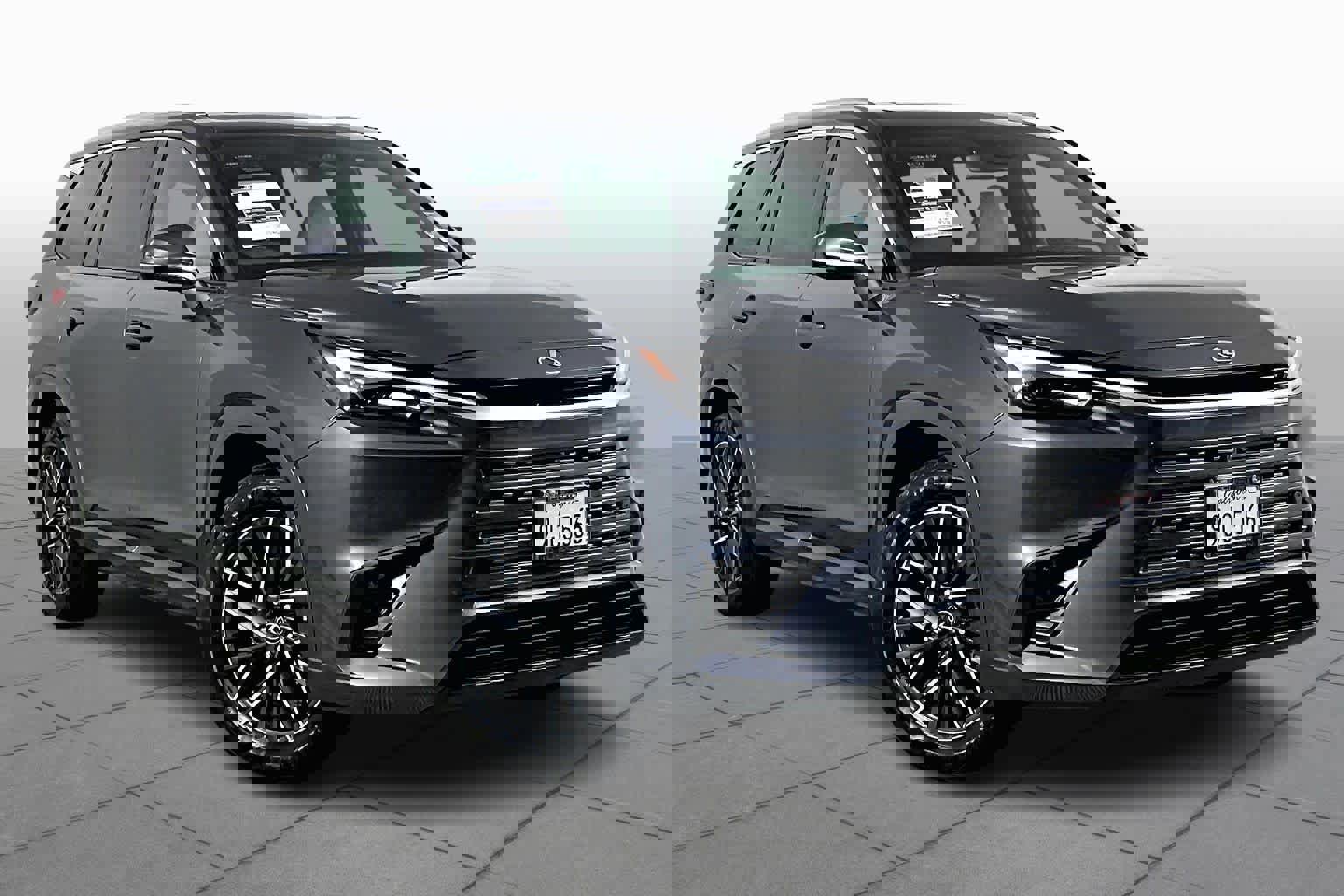 Used 2024 Lexus TX 350 AWD w/ Technology Package image 2