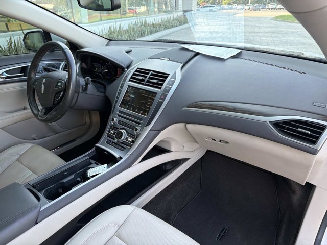 Used 2018 Lincoln MKZ Reserve FWD image 20