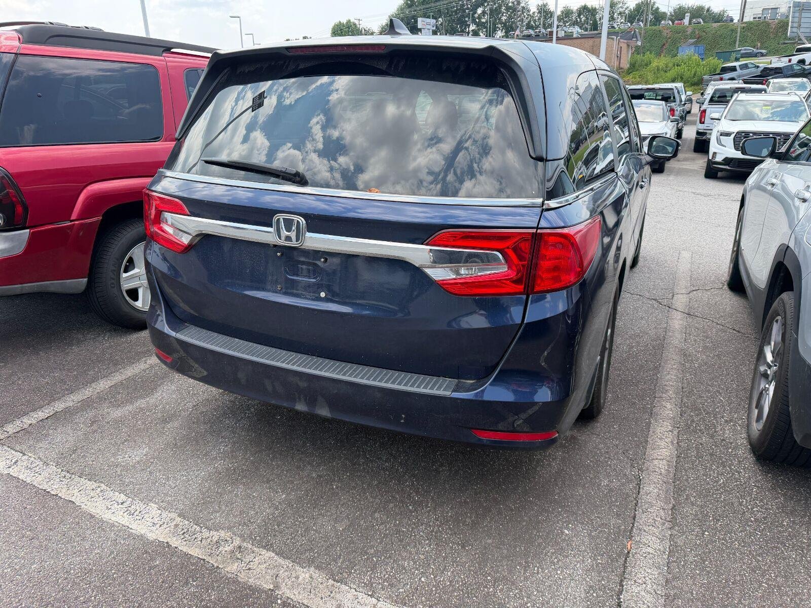 Used 2018 Honda Odyssey EX-L image 2