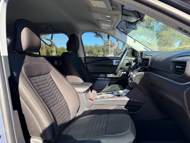 Used 2021 Ford Explorer XLT image 15