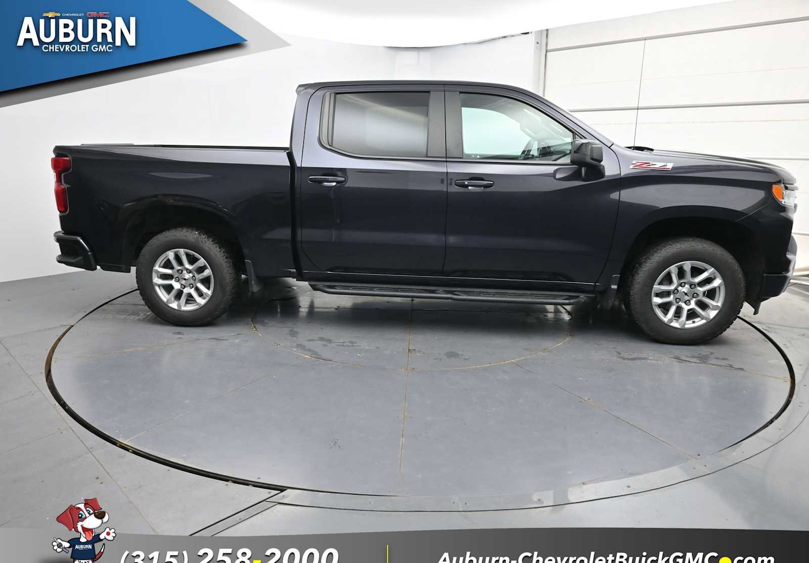 Used 2024 Chevrolet Silverado 1500 RST AWD/4WD image 16