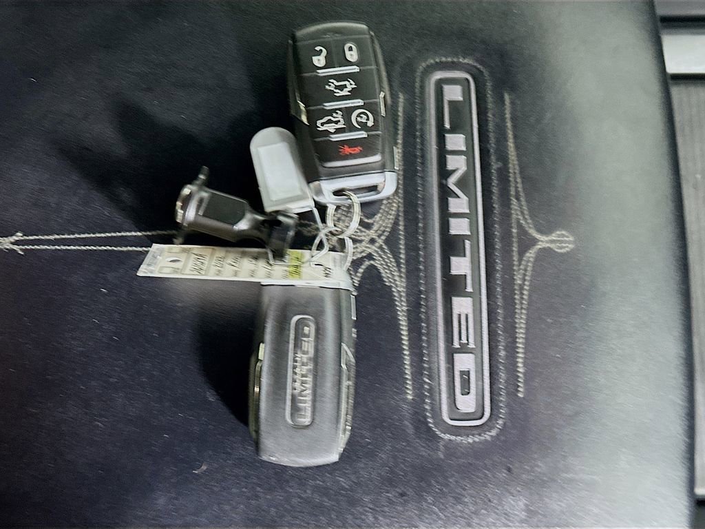 Used 2022 RAM 1500 Limited w/ Body Color Bumper Group image 36