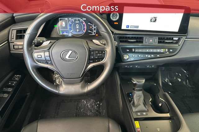 Used 2025 Lexus ES 300h w/ Premium Package FWD image 18