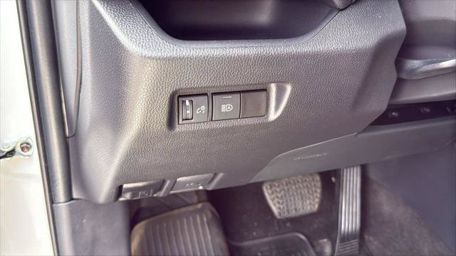 Certified 2025 Toyota RAV4 LE AWD/4WD image 16