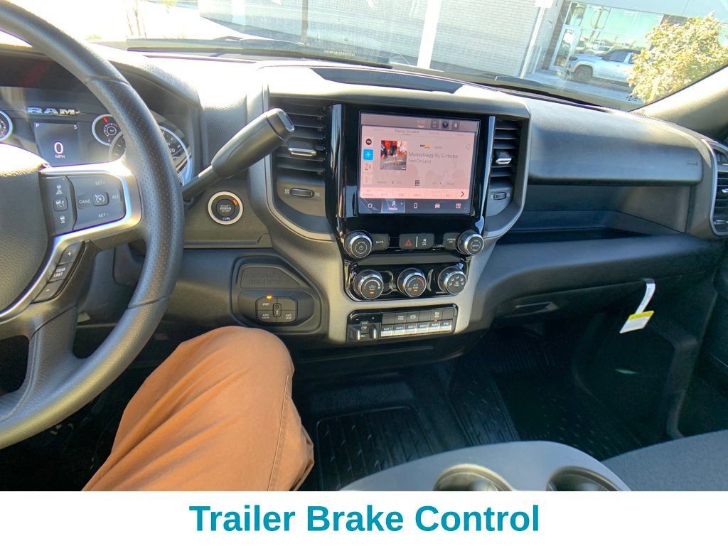 New 2026 RAM 3500 Tradesman w/ Chrome Appearance Group AWD/4WD image 18