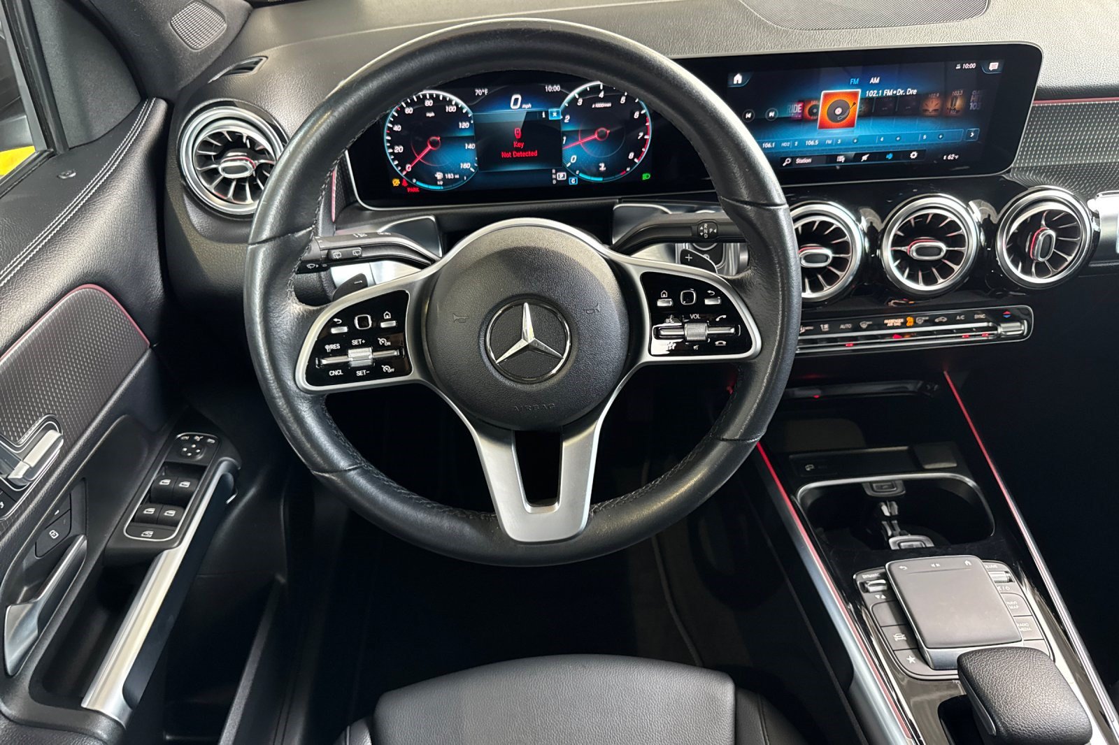 Used 2021 Mercedes-Benz GLB 250 4MATIC image 18